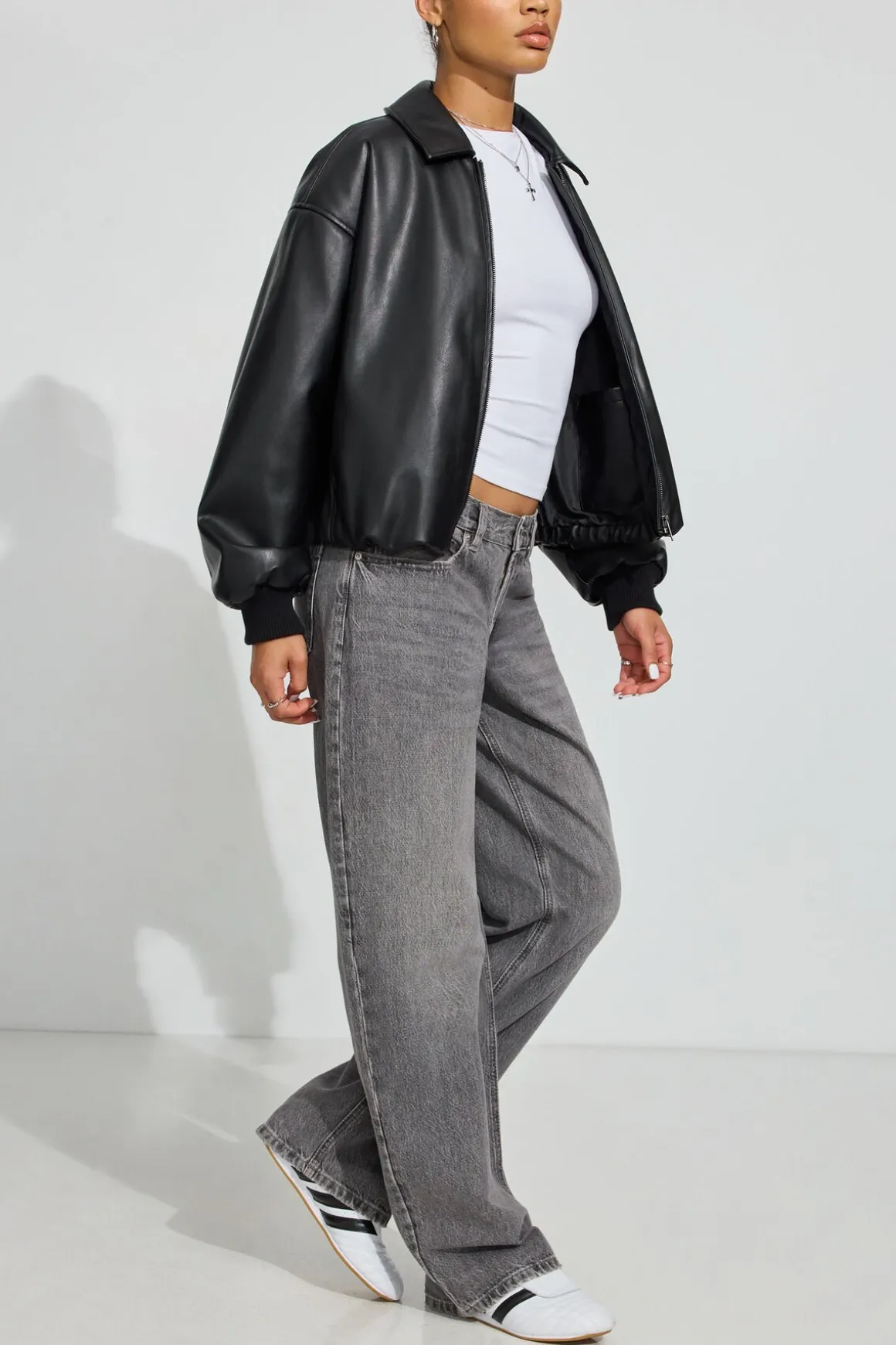 Flash Sale Low Rise Baggy Jeans Jeans