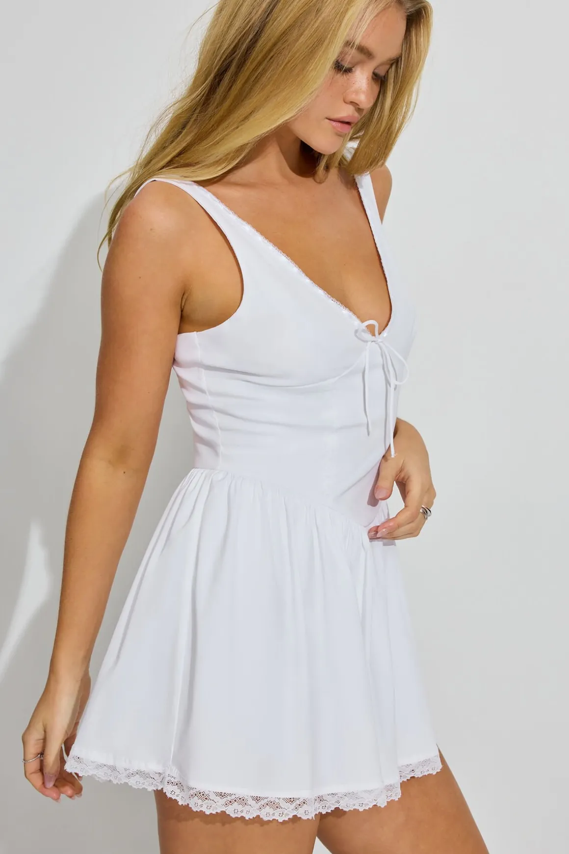 Flash Sale Plunge V-Neck Romper Dress Dresses