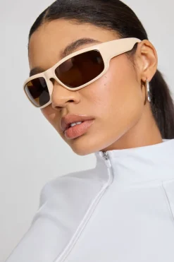 Outlet Sporty Wrap Sunglasses Sunglasses