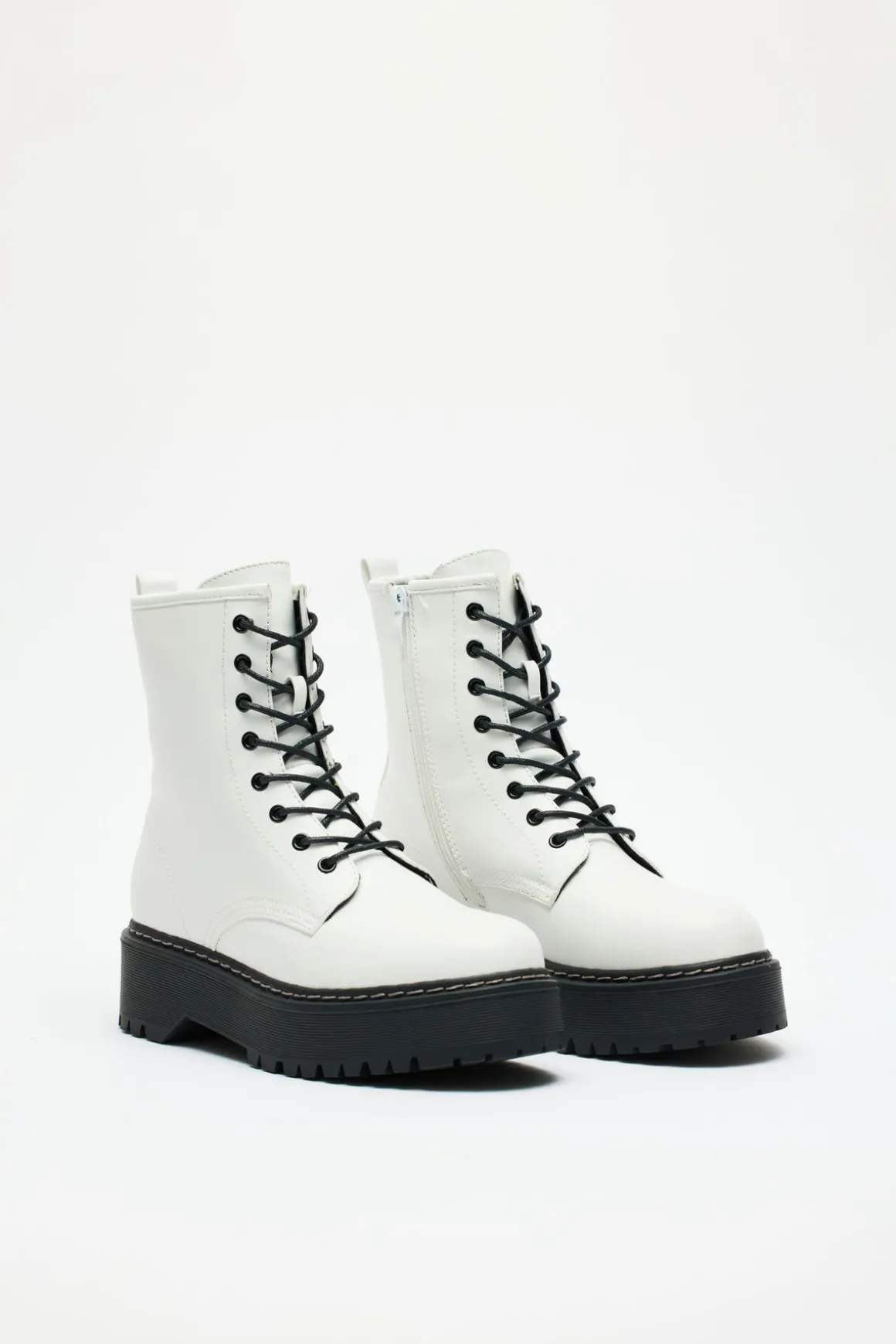 Cheap STEVE MADDEN Betty Boots Shoes