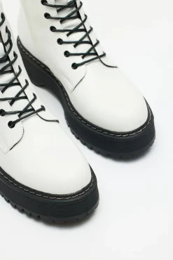 Cheap STEVE MADDEN Betty Boots Shoes