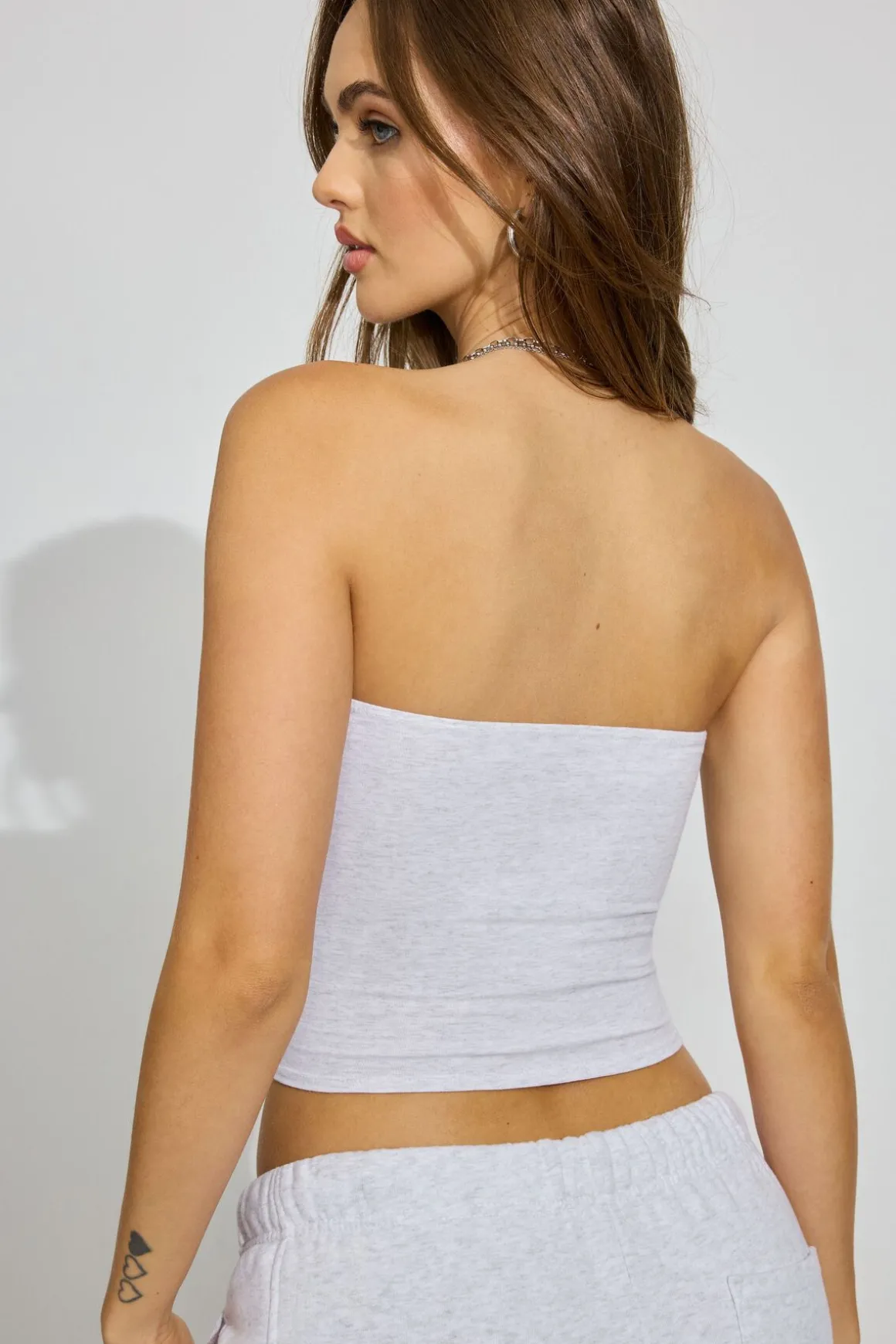 Store Tasia Tube Top Tank Tops